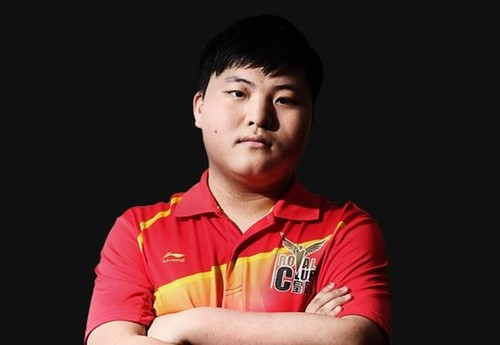 uzi狂小狗_LOL皇子Uzi狂小狗Uzi个人精彩击杀集锦